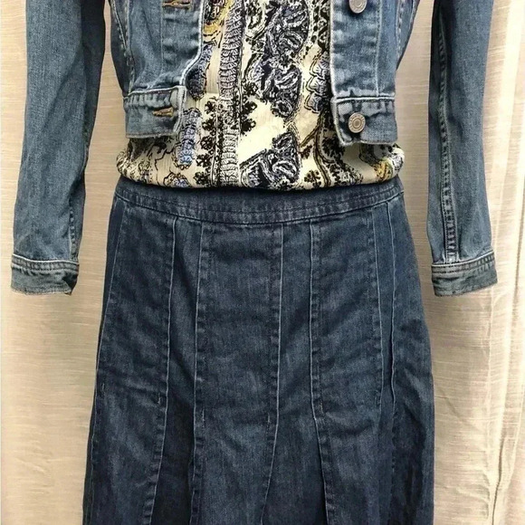 LIZ CLAIBORNE Denim Zip Side Pleated Skirt - Picture 5 of 6